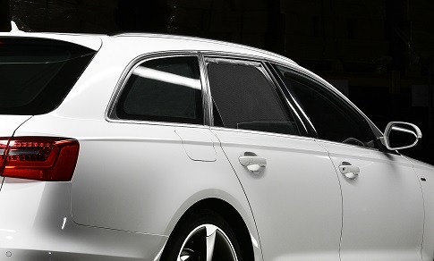 Audi A6 Avant mit Car Shades Sonnenschutz